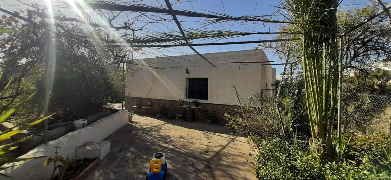 Cortijo Ferre, A Los Pies Del Castillo La Atalaya De นีคาร์ ภายนอก รูปภาพ