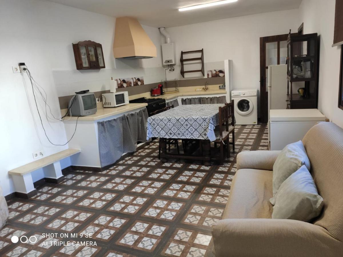 Cortijo Ferre, A Los Pies Del Castillo La Atalaya De นีคาร์ ภายนอก รูปภาพ