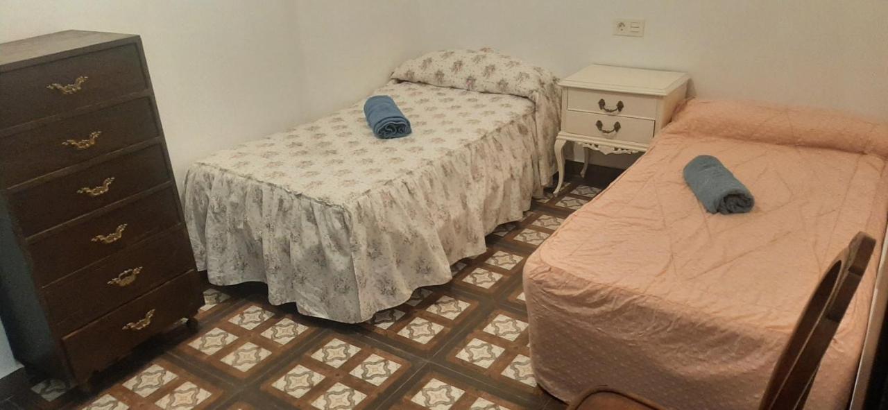 Cortijo Ferre, A Los Pies Del Castillo La Atalaya De นีคาร์ ภายนอก รูปภาพ